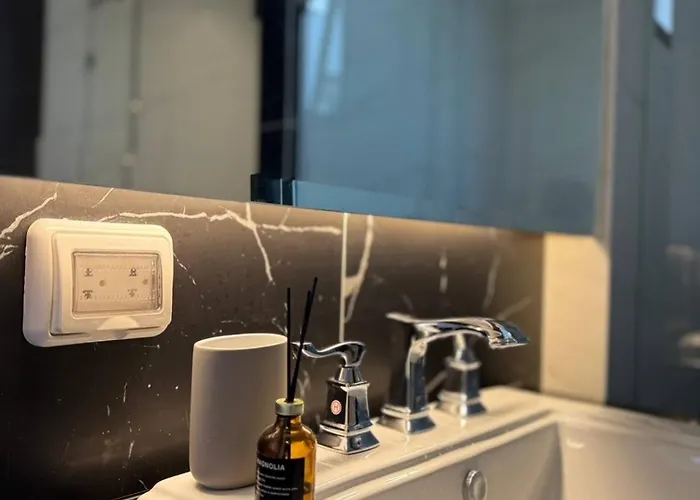 Luxury House Near Suvarnabhumi Airport