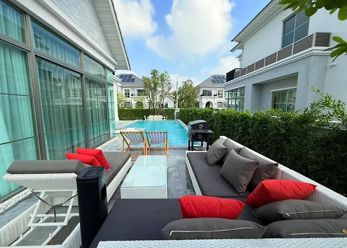 Luxury House Near Suvarnabhumi Airport *