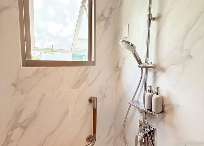 Luxury House Near Suvarnabhumi Airport *
